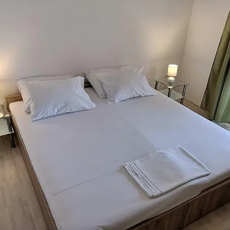 Sladjenovici 9012c Apartman *